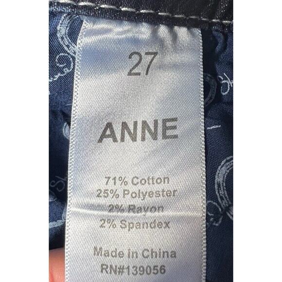 Shyanne Women's Dark Wash Rhinestone Anne Cropped Jeans - Size 27x21 - Picture 6 of 6